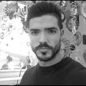 Meet your Posher, Jonal